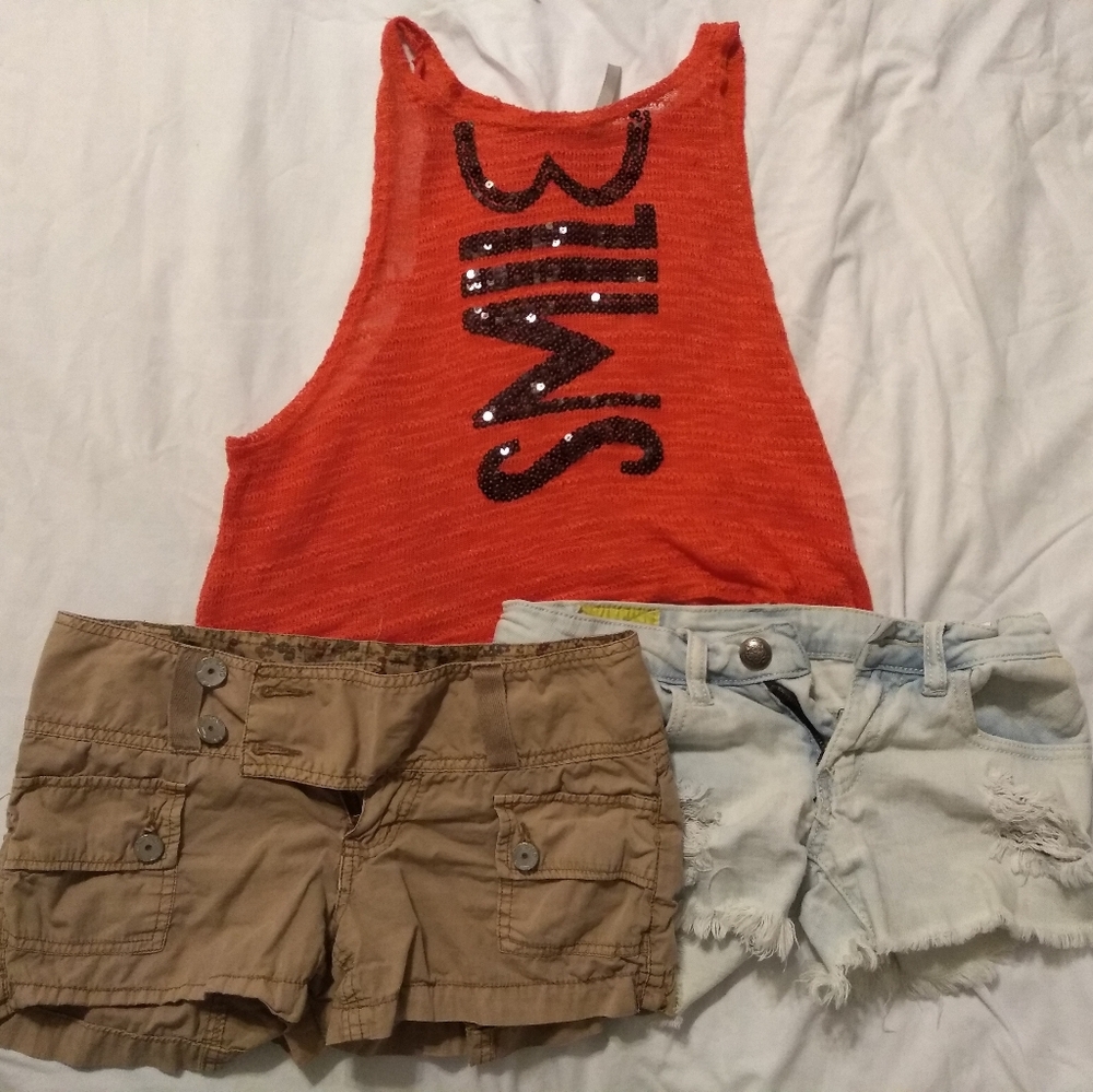 SMILE Tank Top & Short Shorts - 3 for 1